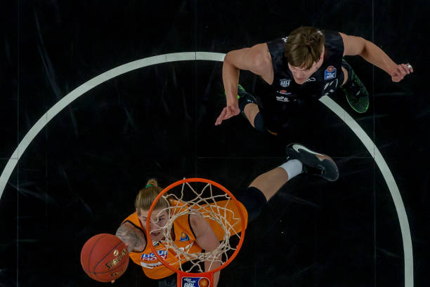 却意外伤退 却意外伤退